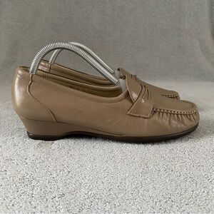 SAS Womens 9.5 W Wide Easier Slip On Moccasin Wedge Loafer Shoes Beige